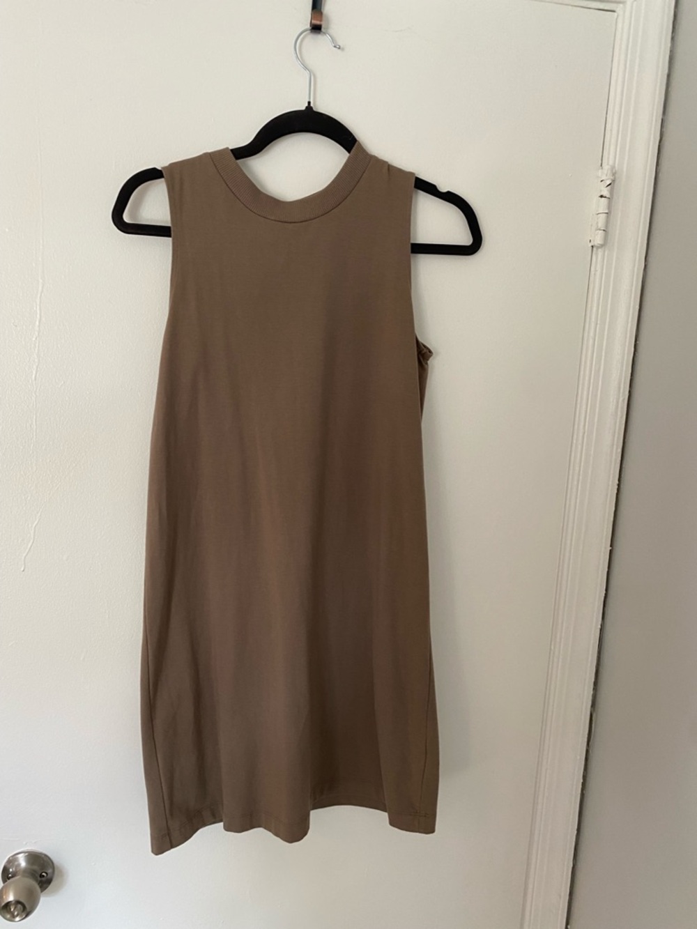 a new day Sleeveless Midi Dress in Taupe Brown